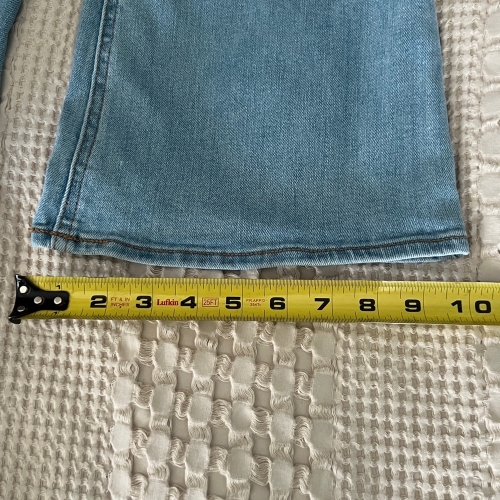 Old Navy High Rise Flare Jeans - Picture 2 of 7